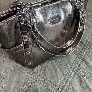 Michael Kors Delancey Patent Chain Shoulder Bag Pewter